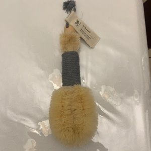 NWT Saje In The Buff Dry Brush